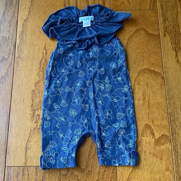 Feather baby | blue ruffle neck sleeveless romper - Picture 5 of 5